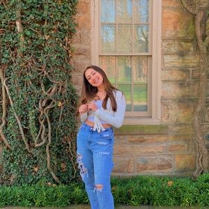 Meet your Posher, Maria